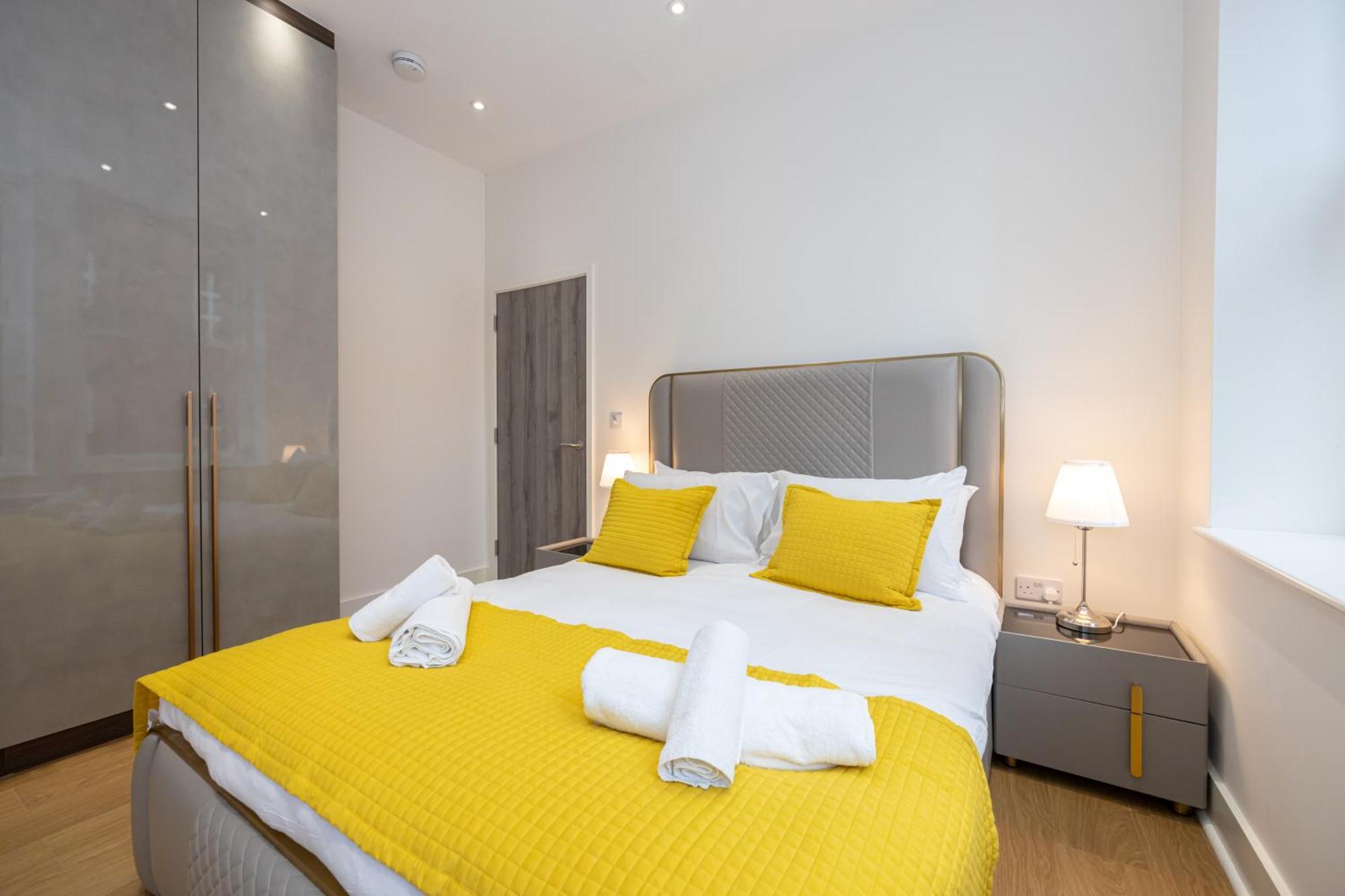 Superb 2Bd Apartment In China Town Manchester Exterior photo